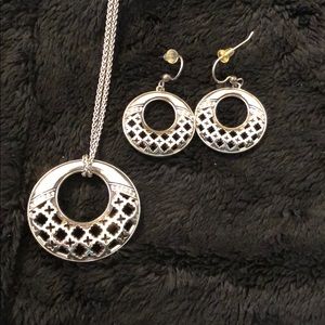 Brighton earring and necklace set